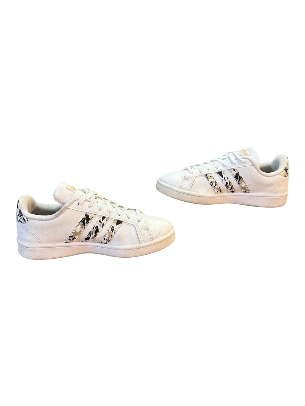 Adidas Grand Court Sneakers with Metallic/Gold-Textured 3-Stripes Women’s 7.5 - Picture 5 of 8